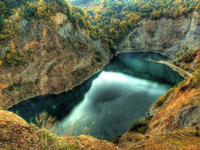 Ledinačko jezero